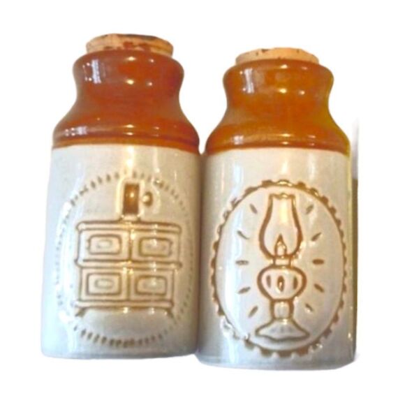 Two Small Vintage Ceramique de Beauce Canadian Pottery‎ Jars with Cork Stoppers - Picture 1 of 6